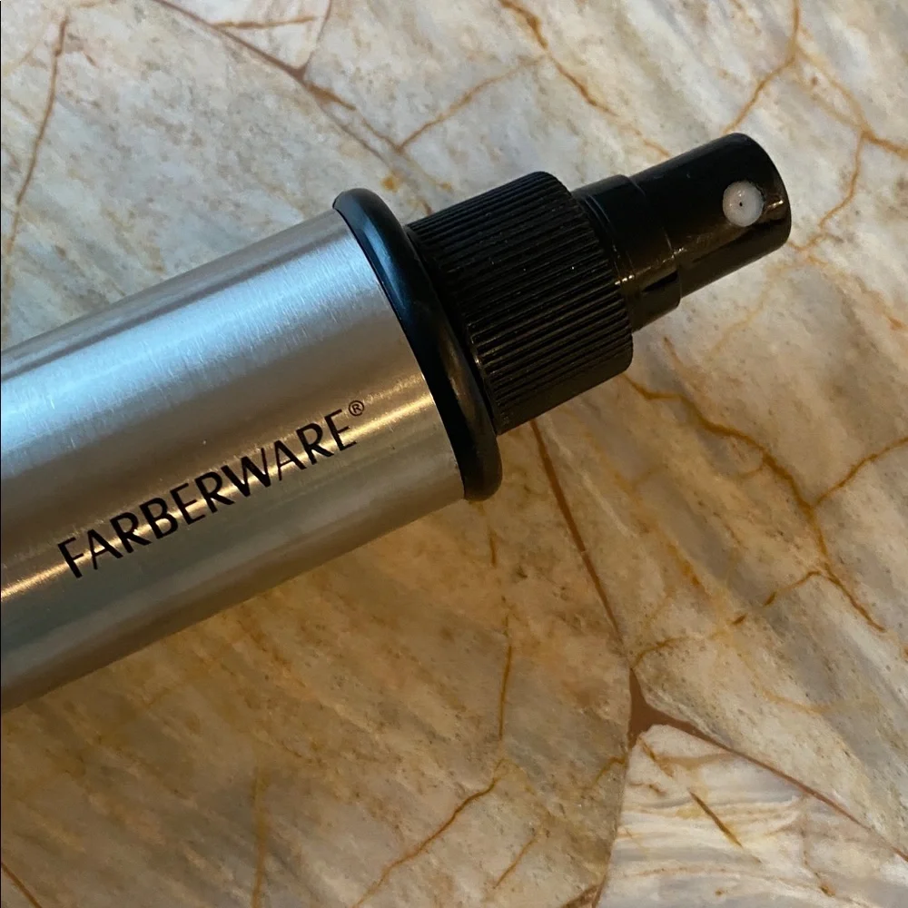 Farberware‎ Metallic Makeup Setting Spray